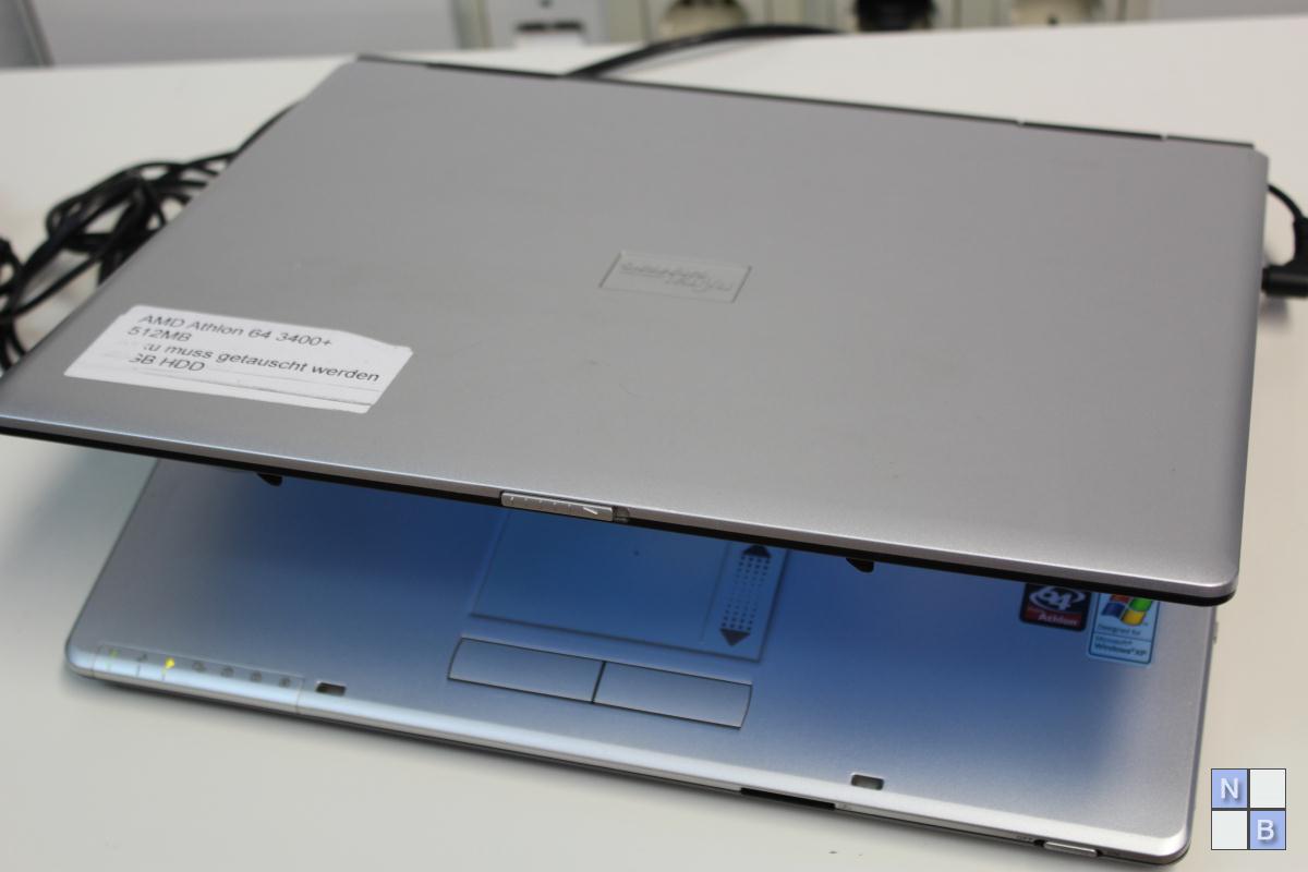 Fujitsu Siemens Amilo A7640W 15" Athlon64 – Bild 3