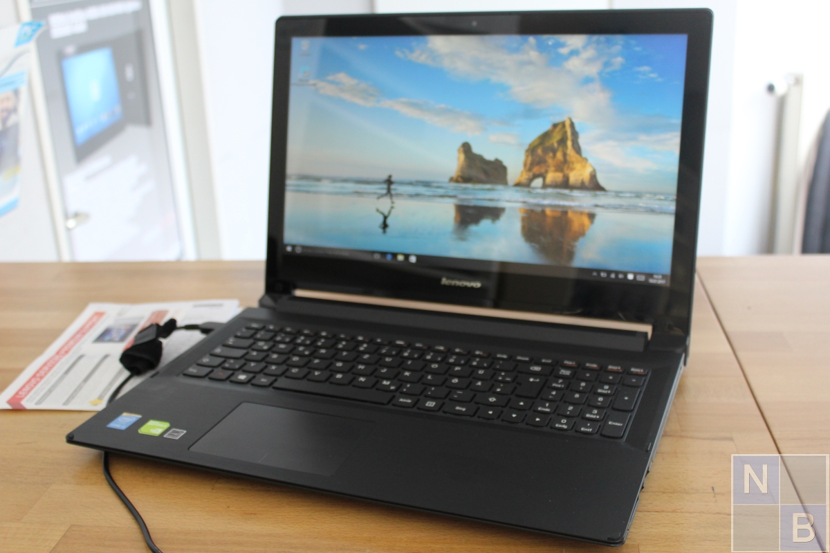 Lenovo Flex 2-15 (15,6 Zoll FHD IPS) Convertible Core i3-4010U, 1,7 GHz, 8GB RAM, 120GB SSD, Touchscreen