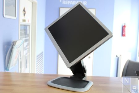 HP Compaq LA1951g 19 Zoll TFT Monitor 1280x1024 5ms Pivotfunktion – Bild 2