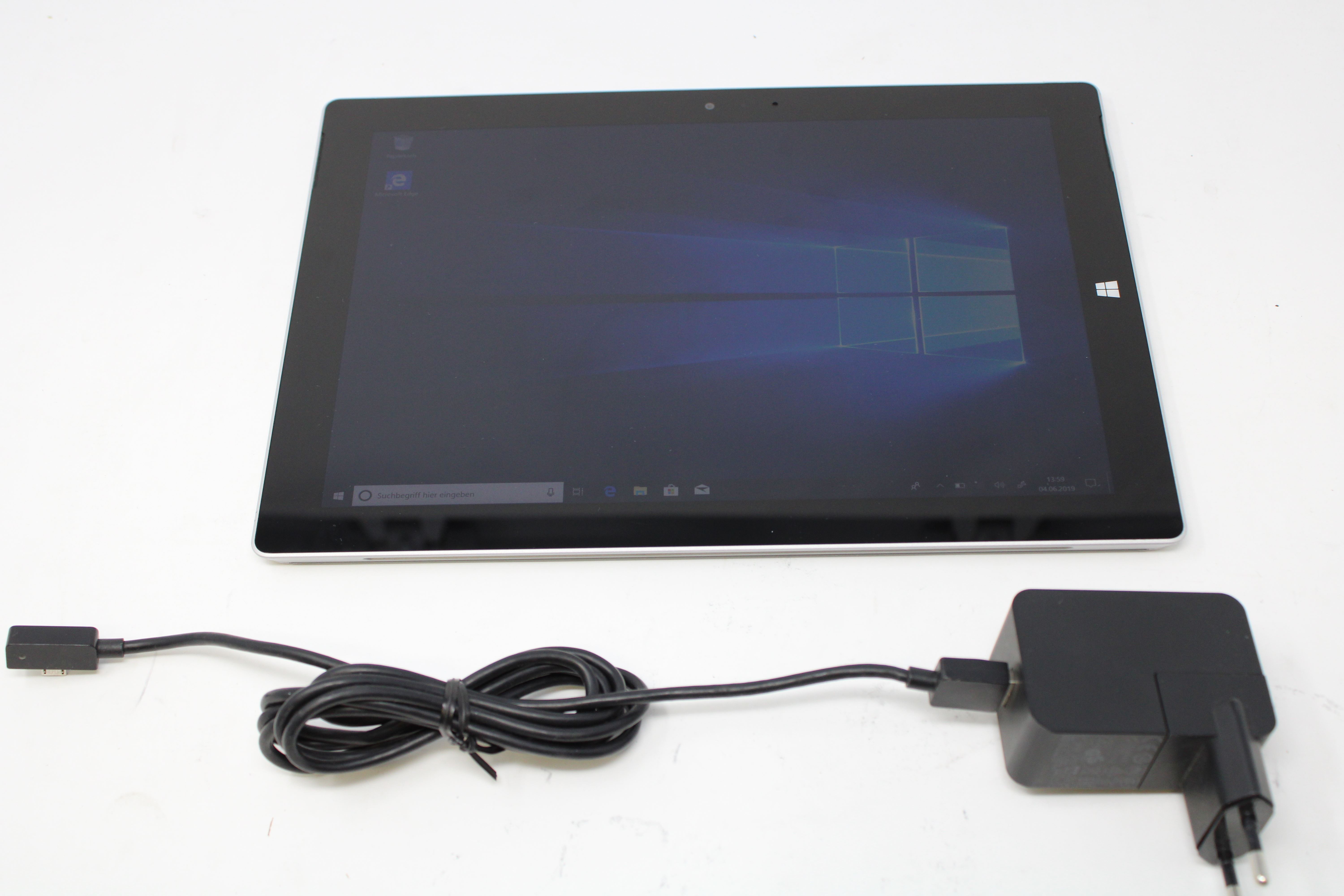 2015 Microsoft Surface 3 mit Intel Atom x7-Z8700 Platin: Amazon.de:  Computer & Zubehör