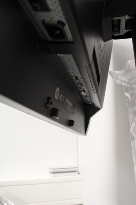 HP Compaq Z30i IPS LED 30" Monitor 2560x1600 DisplayPort HDMI – Bild 3