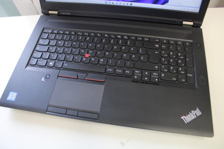 Lenovo Thinkpad P70 i7-6820HQ/64GB/512GB-SSD /17.3"FHD/M4000M – Bild 2