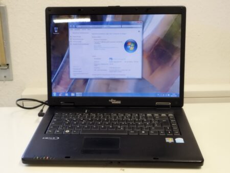 Fujitsu Siemens Amilo Li 2727 Notebook 2,2Ghz 100GB Win7 32bit