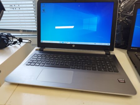 HP Pavilion 15-ab114ng 15,6" Notebook AMD Quad-Core 128SSD Radeon