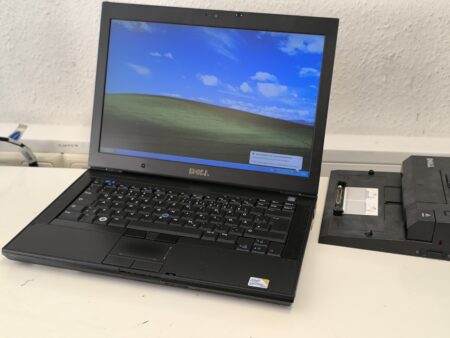 Dell Latitude Windows XP Notebook E6400 4GB RAM 160GB HDD 14" Docking