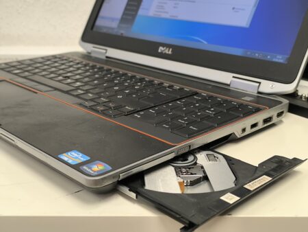 Windows 7 Gamer Dell Latitude E6520 i5 500GB HDD 4GB 15,6" Docking – Bild 2