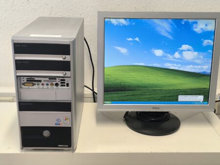 Medion Windows XP Retro PC MT6 Pentium 4 2,6Ghz 1GB RAM 160GB HDD Serial Lpt1