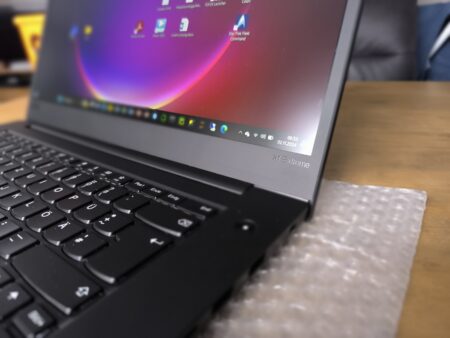 Eliteklasse Lenovo ThinkPad X1 Extreme 15,6" FHD IPS i7-9850H 2,6GHz 64GB 256GB – Bild 2