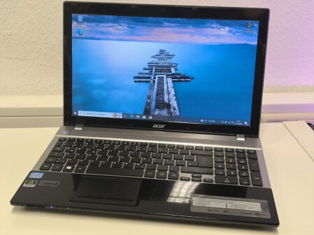 Acer Aspire V3-571G 15,6" Core i5-3230M 16GB 128SSD Geforce630
