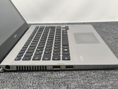 Sony Vaio SVT1313L1E Touch 2 in 1 Notebook Core i3 Win10 – Bild 4