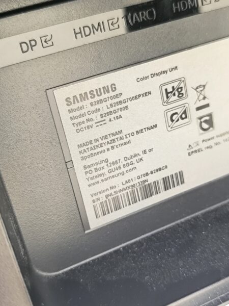Samsung Odyssey G7 S28BG700EP Smart Gaming Monitor - 4K UHD, 144Hz – Bild 6