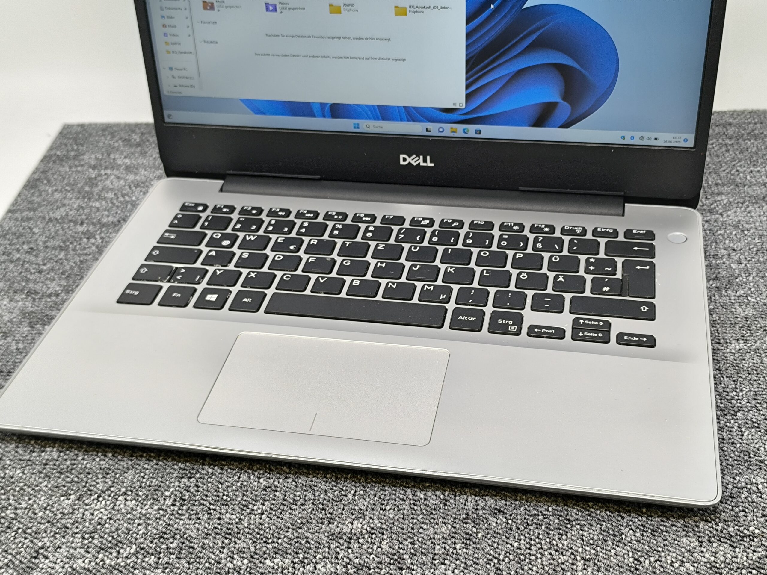 DELL Inspiron 14 5485 14" AMD Ryzen 5 16GB 1TB SSD Vega Grafik – Bild 3