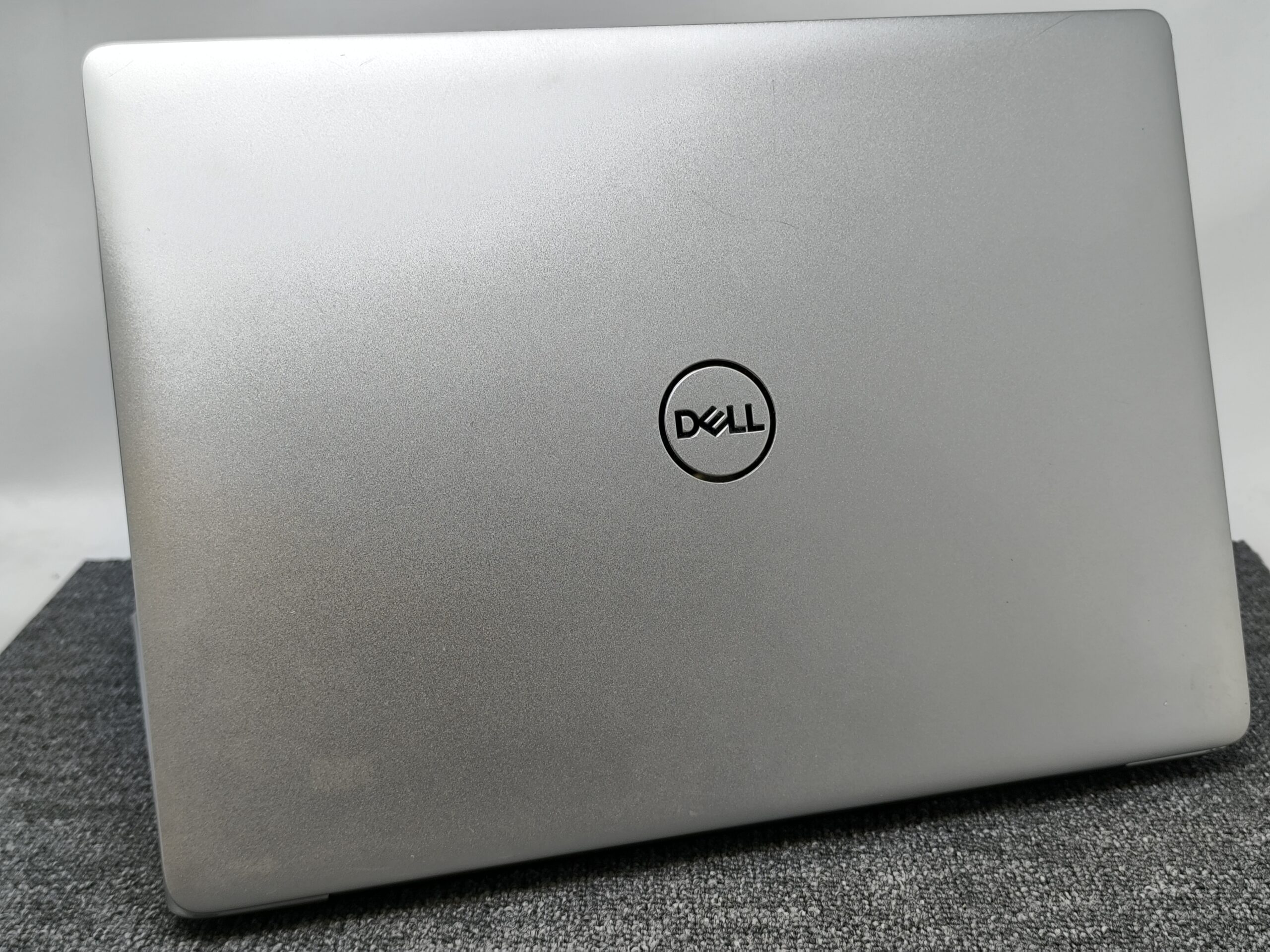 DELL Inspiron 14 5485 14" AMD Ryzen 5 16GB 1TB SSD Vega Grafik – Bild 4