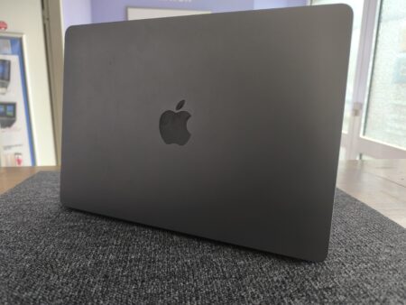 Apple MacBook Air 2022 A2681 M2 Prozessor 13" 8GB 256GB SSD – Bild 2