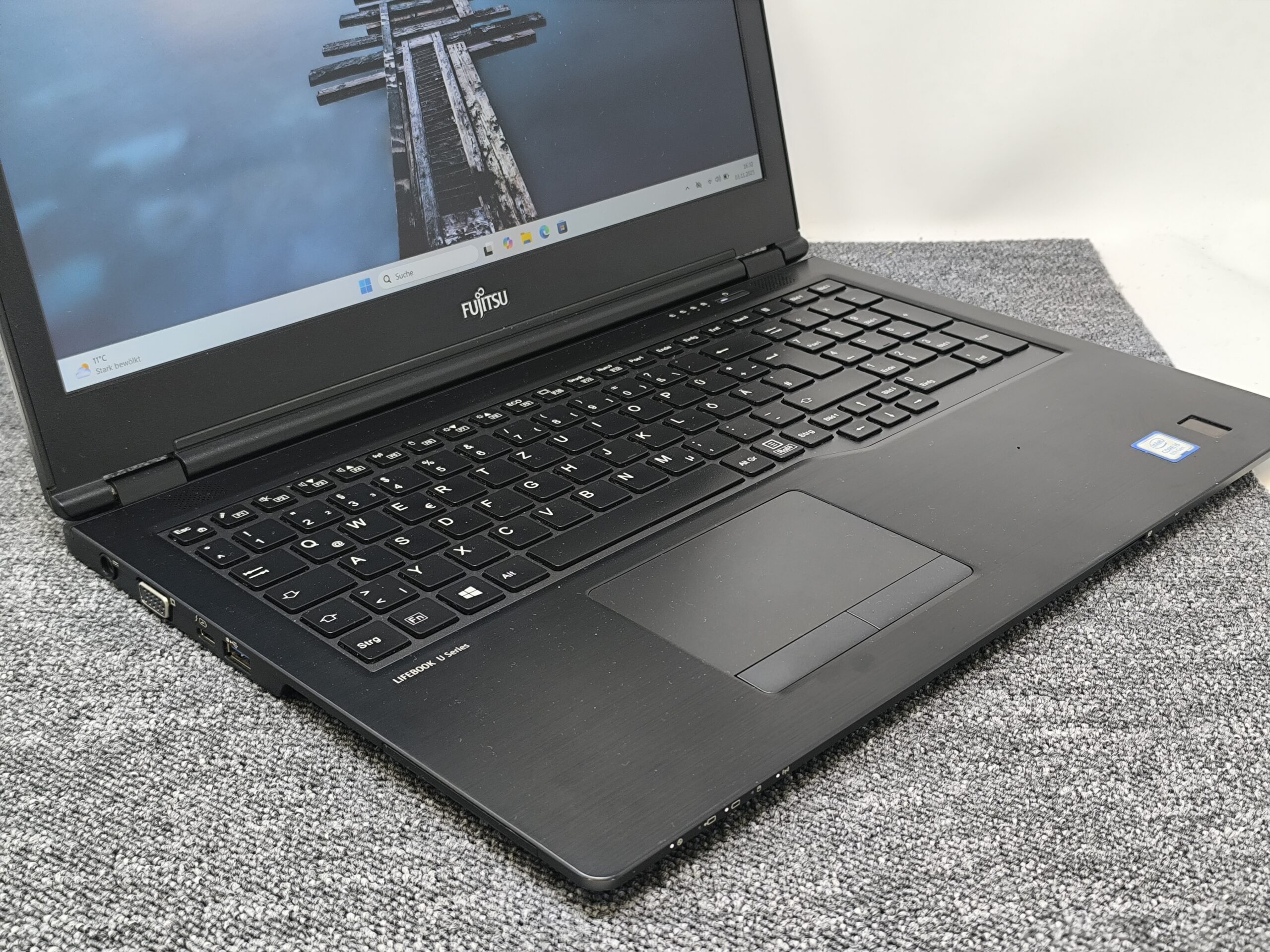 Fujitsu Siemens Lifebook 15,6" U759 Core i5 8te 256GB SSD Win11 – Bild 2