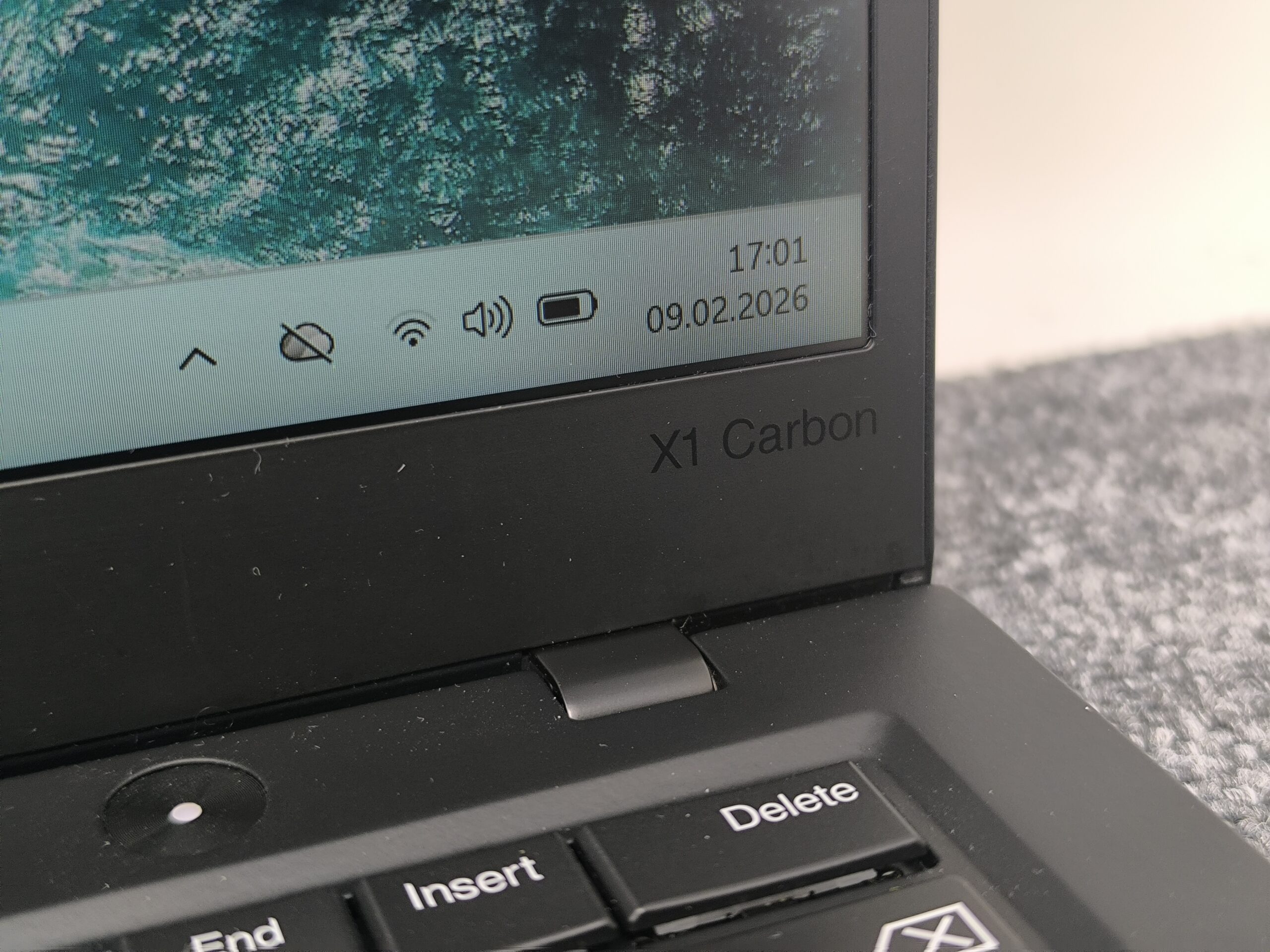 Lenovo X1 Carbon 6Gen. 14" Core i7-8550 16GB RAM 512SSD Win11 – Bild 2