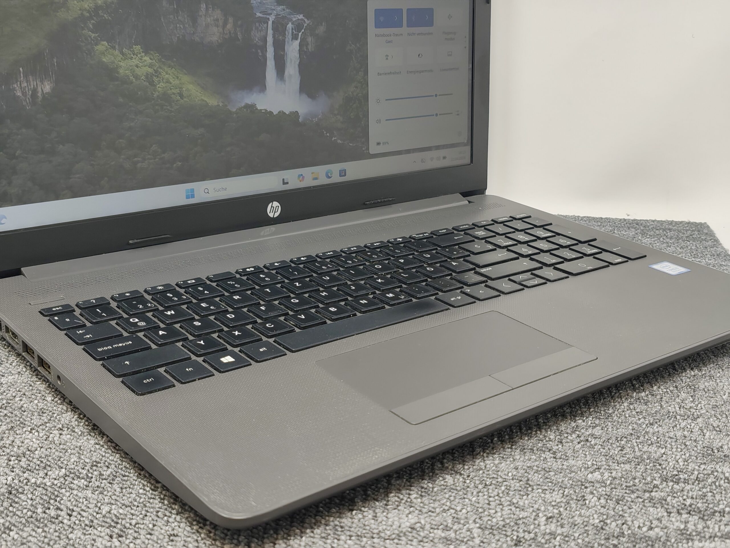 HP 250 G7 | 15,6" FHD | Intel i5-8265U | 16GB RAM | 512GB SSD | – Bild 2