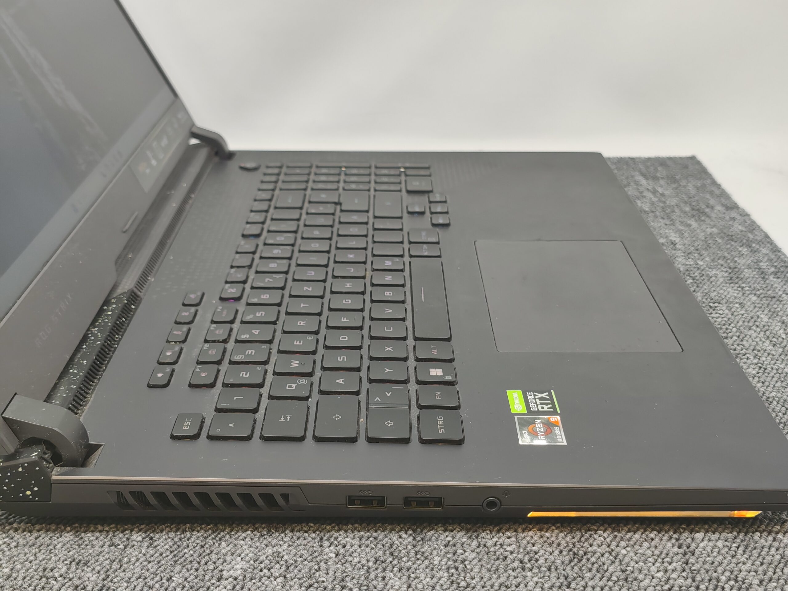 ASUS ROG Strix G17 G713R | 17,3 Ryzen9 6900HX 16GB RTX3060 – Bild 4