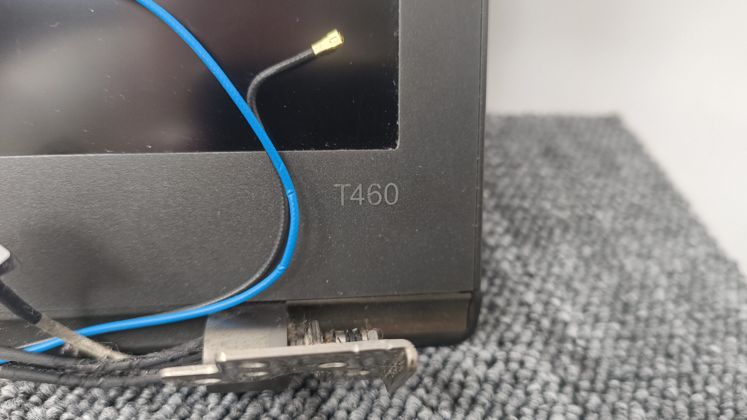 Lenovo ThinkPad T460 Display Einheit komplett – LCD, Rahmen/Cover, Scharniere, Antennenkabel (WLAN) – Bild 3