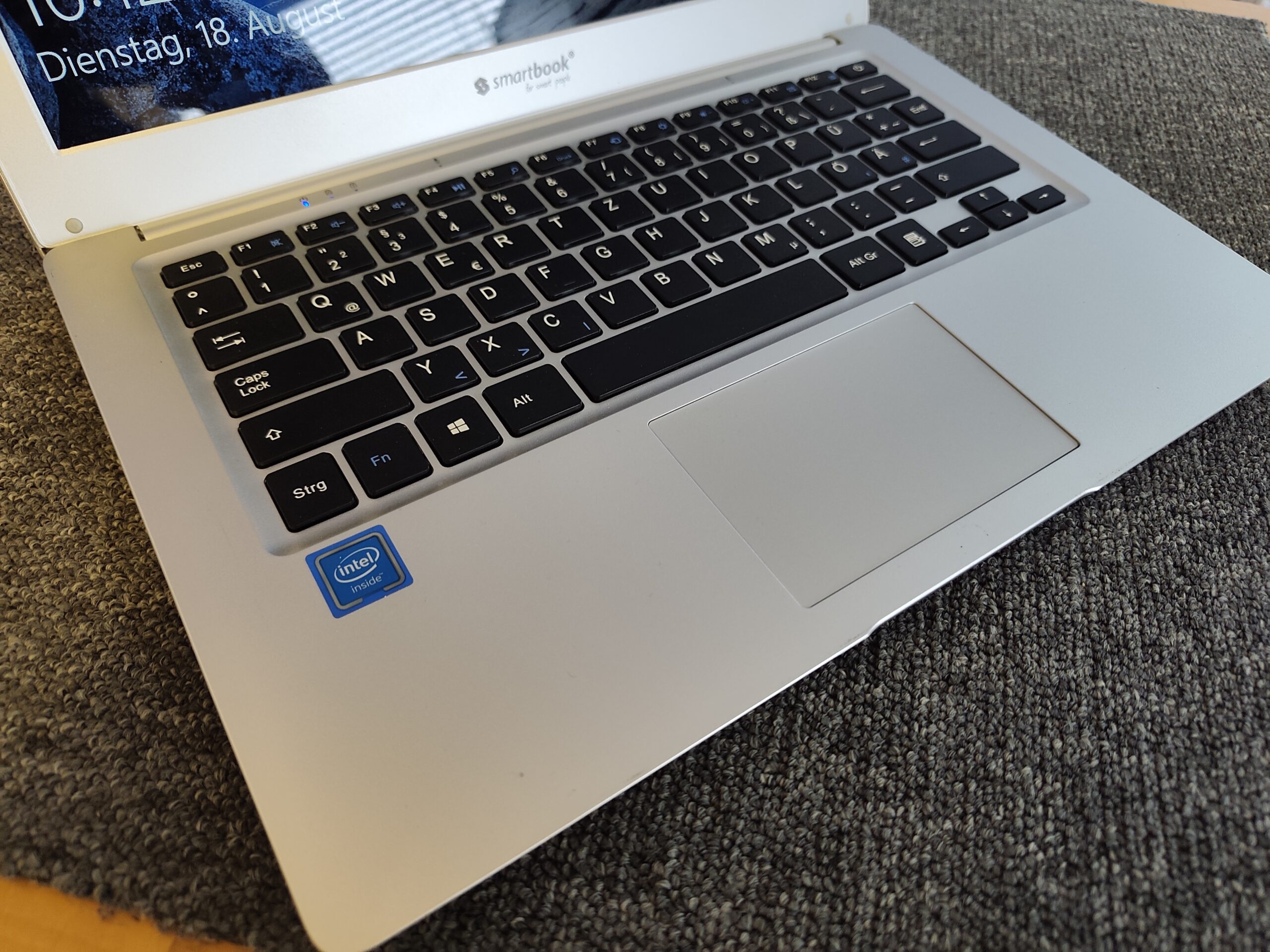 Smartbook S13 Intel Atom x5-Z8350 32GB Windows 10 – Bild 2