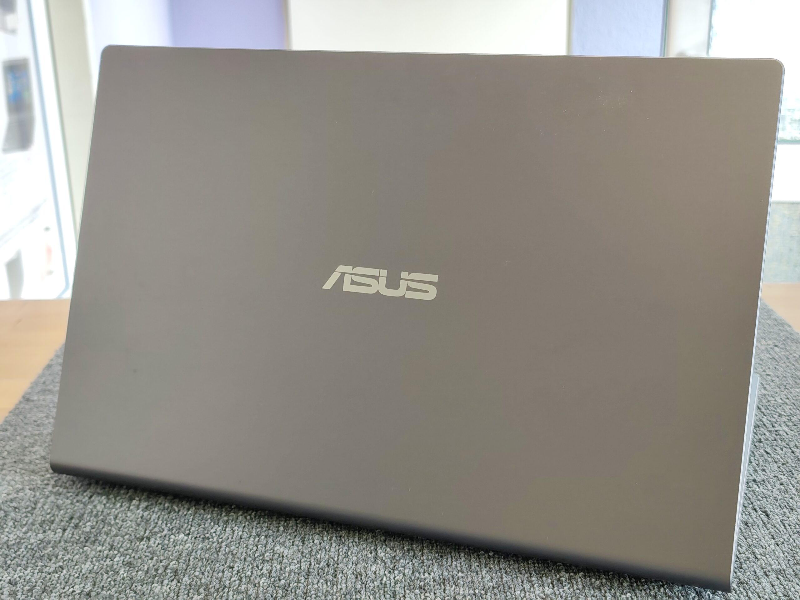 ASUS R465JA 14" Laptop – Intel i3-1005G1, 8 GB RAM, 256 GB SSD – Bild 2