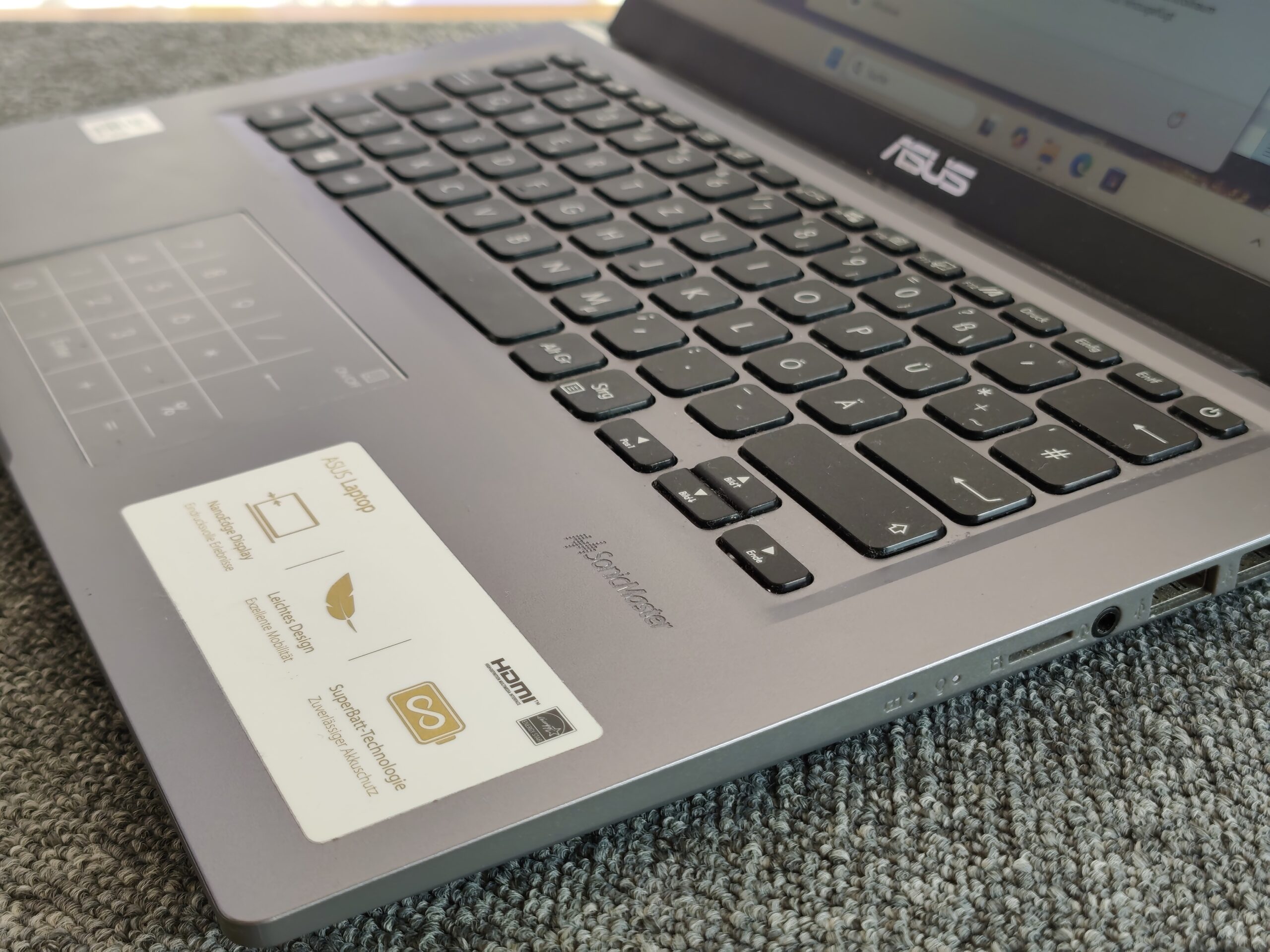 ASUS R465JA 14" Laptop – Intel i3-1005G1, 8 GB RAM, 256 GB SSD – Bild 4
