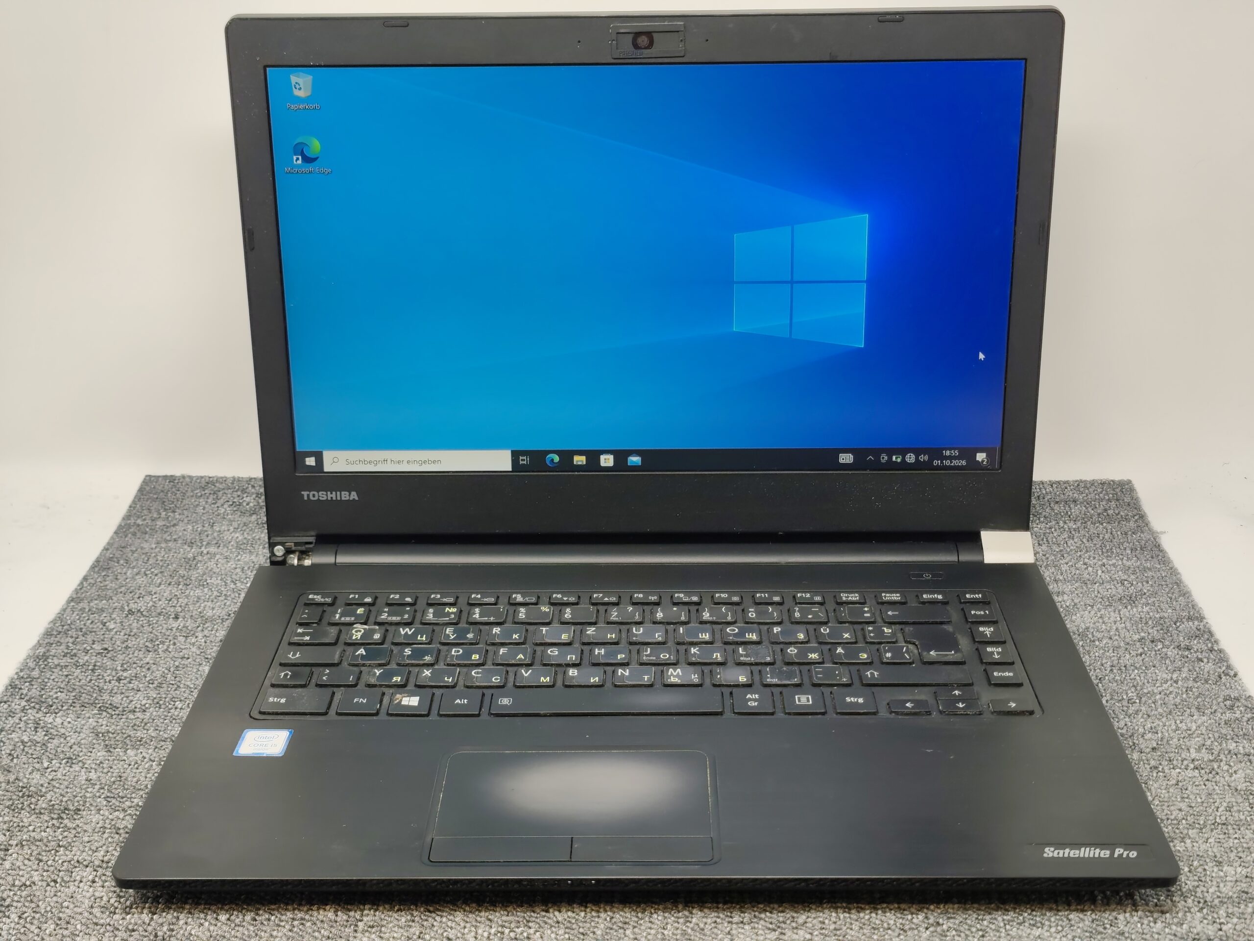 Toshiba Satellie Pro A40-C Core i5-6200U 8GB RAM 128GB SSD Win10