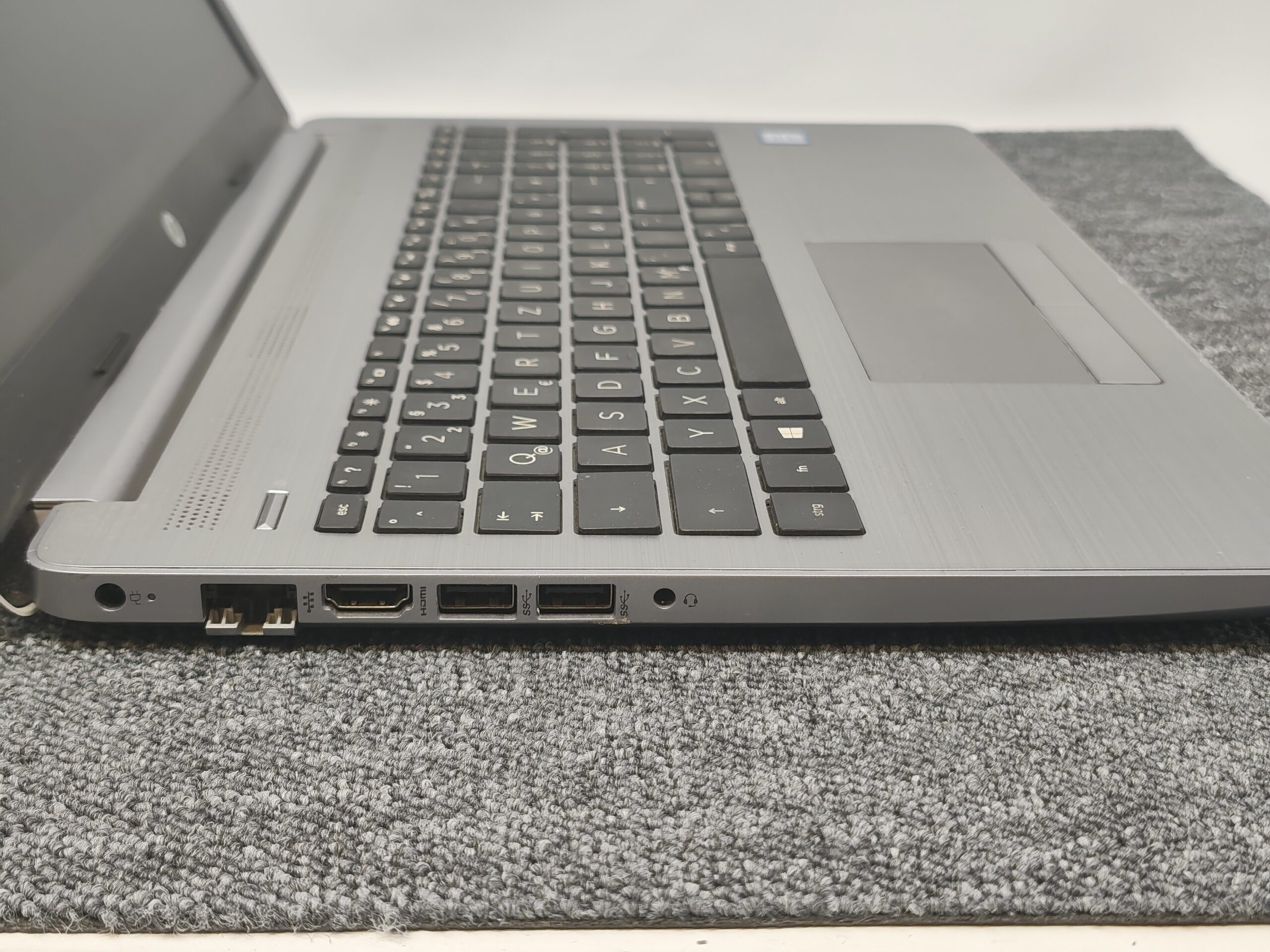 HP 250 G7 | 15,6" FHD | Intel i5-8265U | 8 GB RAM 256 GB SSD DVD – Bild 2