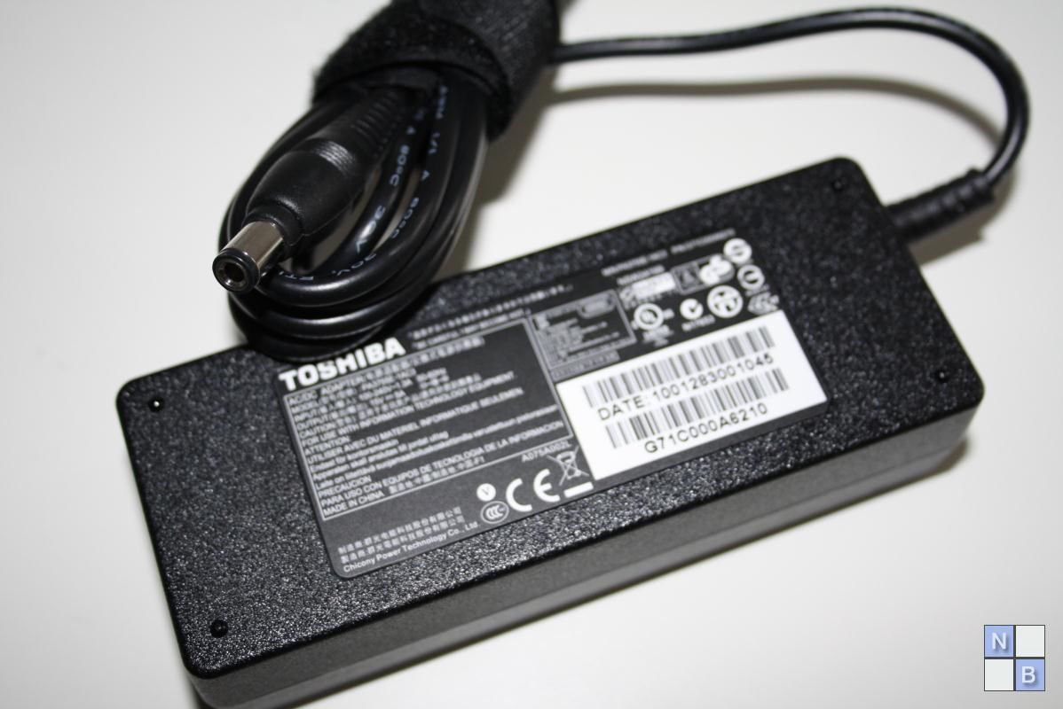 Toshiba Netzteil 15V 5A Original Tecra R10 R15 R20 R25 R200 S100 R100